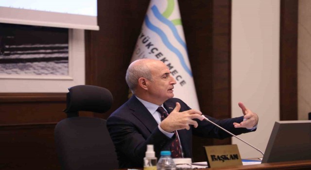 Büyükçekmece Belediye Başkanı Akgün ”10 kenti kapsayan böyle bir deprem görülmedi”