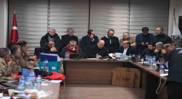 Büyükkılıç: “Kayseri, deprem bölgesi için tek yürek oldu”