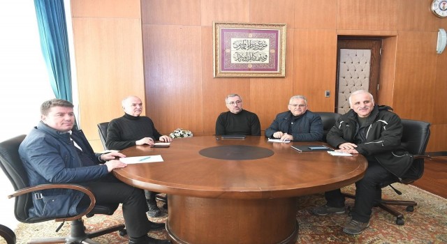 Büyükkılıçtan, depremin merkez üssünde başkanlarla koordinasyon toplantısı