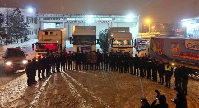 Büyükşehirin deprem bölgesine yönelik yardımları sürüyor
