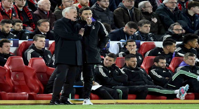 Carlo Ancelotti, Devler Liginde Jürgen Kloppa karşı 4. galibiyetini aldı
