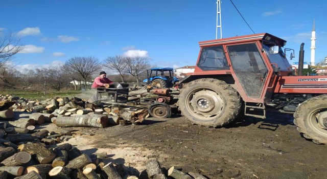 Çatalcadan deprem bölgesine 250 ton yakacak odun yardımı