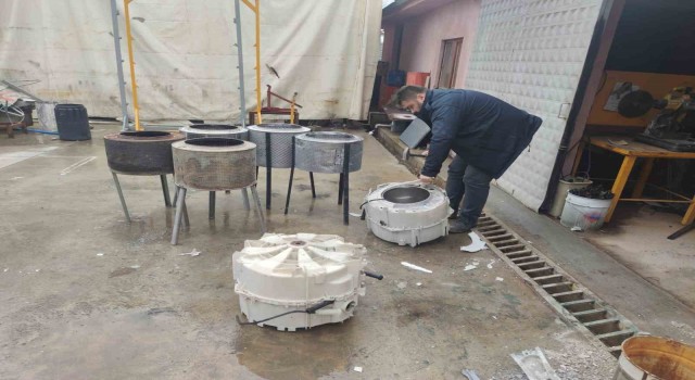 Çaycumada eski çamaşır makinesinden soba ürettiler