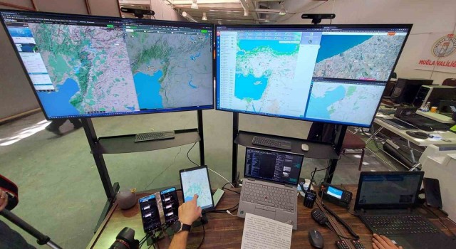 Deprem bölgesi ile kesintisiz haberleşme