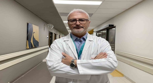 Deprem bölgesinden gelen doktor: Meslektaşlarımın depremzede olmasına rağmen nasıl çalıştıklarını gördüm