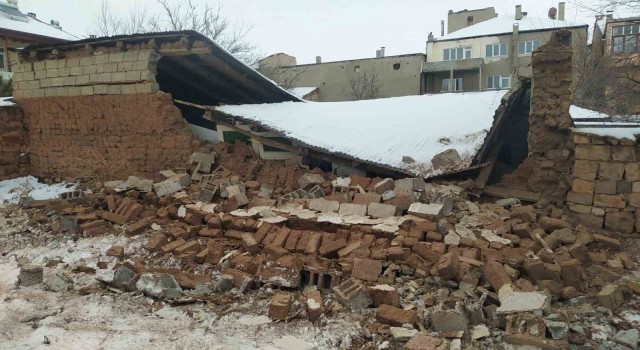 Deprem Sivasta hasara neden oldu