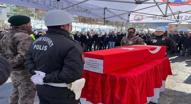 Depremde hayatını kaybeden 3 kişi Orduda toprağa verildi
