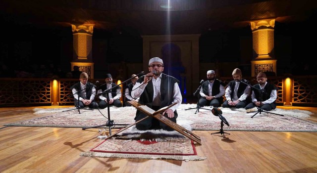 Depremde hayatını kaybedenler Konyada dualarla anıldı