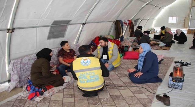 Depremden etkilenen vatandaşlara psikolojik destek sürüyor
