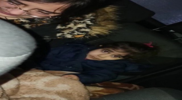 Depremden son anda kurtulan 4 yaşındaki Adanın soğukkanlılığı duygulandırdı