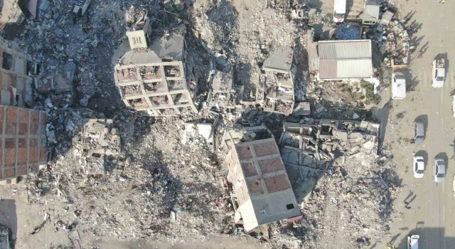 Depremin merkezi Kahramanmaraşta son durum havadan görüntülendi