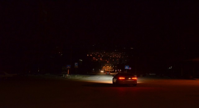 Depremin yıktığı Kahramanmaraşta cadde ve sokaklar sessizliğe büründü
