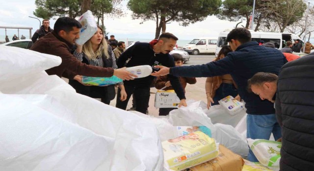 Depremzede aileler Ünyeye gelmeye başladı