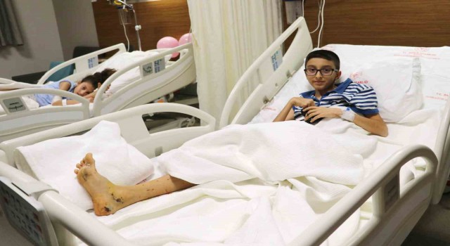 Depremzede Mahmut ziyaretine Arda Güleri bekliyor