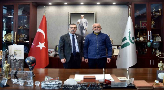 Depremzede yakınından Başkan Ataça teşekkür ziyareti