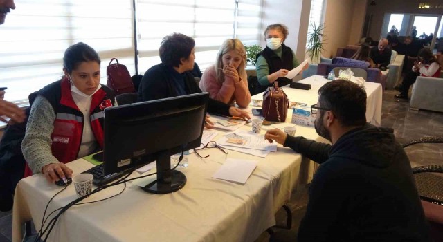 Depremzedeler Marmariste otellerde ağırlanıyor