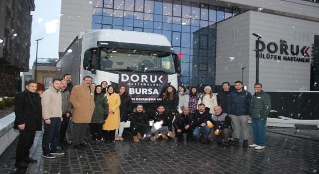 Doruktan Hatay Sahra Hastanesine bir tır sağlık malzemesi ve ilaç desteği