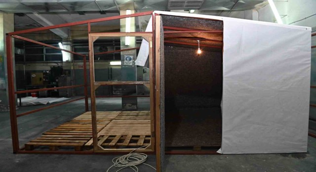 DSİ fabrika gibi çalışıyor, depremzedeler için prefabrik çadırlar üretiyor