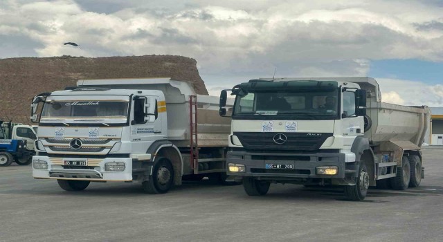 Edremit Belediyesinden deprem bölgesine araç desteği