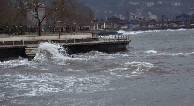 Ekipleri harekete geçiren ihbar asılsız çıktı