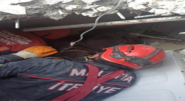 Elazığ Belediyesi itfaiye ekiplerinden hayatta tutan dokunuş