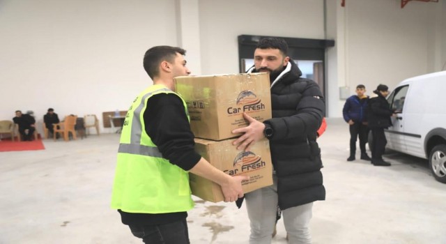 Elazığ Belediyesinden deprem bölgesine destek sürüyor
