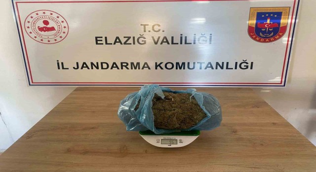Elazığda 3,5 kilo uyuşturucu madde ele geçirildi, 2 kişi gözaltına alındı