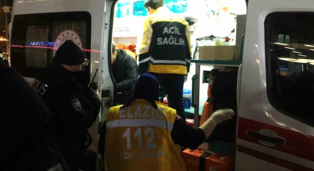 Elazığın en işlek caddesinde bıçaklı kavga: 2 yaralı