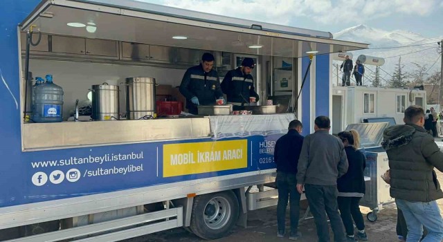 Elbistanda depremzedeler için aşevi