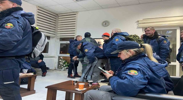Enkaz çalışmalarına katılan Litvanyalı arama kurtarma ekibi İstanbula döndü