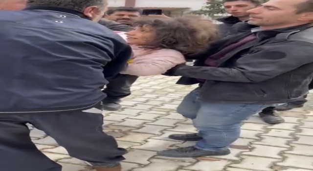 Enkazdan sağ çıkarılan Cemilenin ilk sözleri ile boğazı düğümlendi