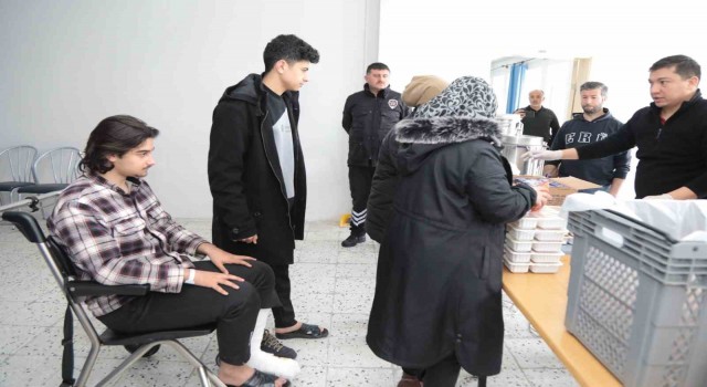 ERÜden Deprem Bölgesine Yardım Eli