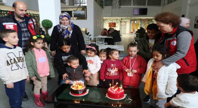 Erzincanda depremzede çocuklar için afetin izleri silinmeye çalışılıyor