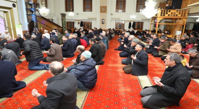 Erzincanda kurtuluş ve deprem şehitleri için Mevlid-i Şerif okundu