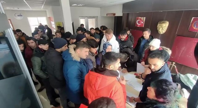 Erzurumdan deprem bölgesine bin 872 personel, 372 araç gönderildi