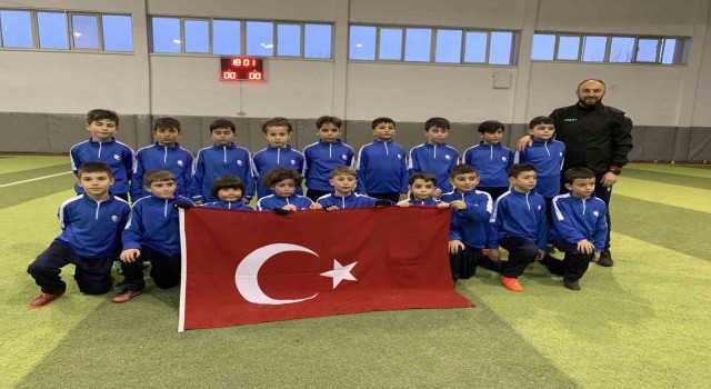 Erzurumsporun miniklerinden duygulandıran hareket