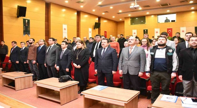 Eskişehir Adliyesinde afetzedeler için dua ve saygı duruşu