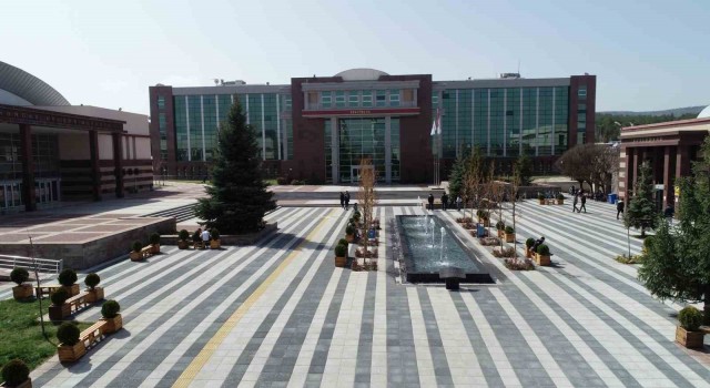ESOGÜ Rektörlüğünden yardım toplama araçları ile ilgili önemli duyuru