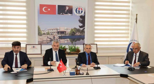 GAÜNde ÖSYM koordinatörleri değerlendirme toplantısı