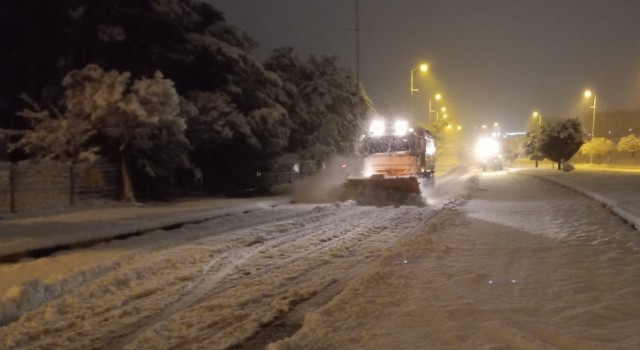 Gaziantepte yoğun karla mücadele