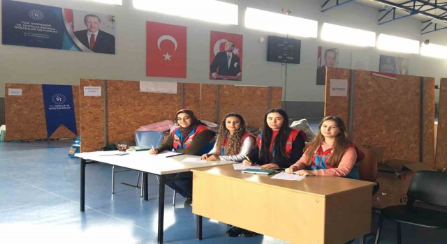 Gazipaşada depremzedeler için yardım kampanyası