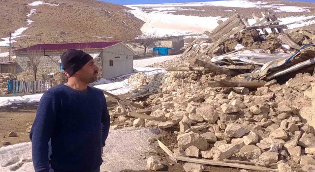 Güründeki depremin şiddeti gün ağarınca ortaya çıktı
