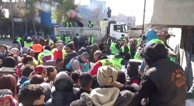 Hatay Kırıkhanda depremzedelerin yardım teşekkürü