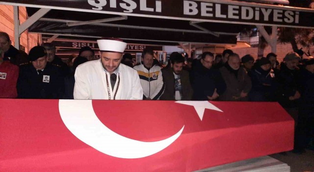 Hatayda depremde vefat eden Uzman Çavuş Cemalettin Öğ İstanbulda son yolculuğuna uğurlandı
