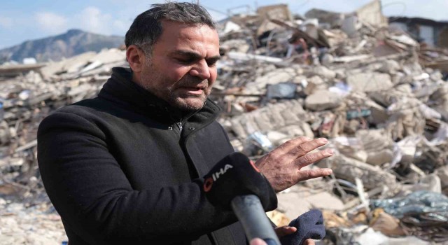 Hatayda enkazdan kurtulan emekli emniyet müdür yardımcısı yaşadıklarını gözyaşlarıyla anlattı