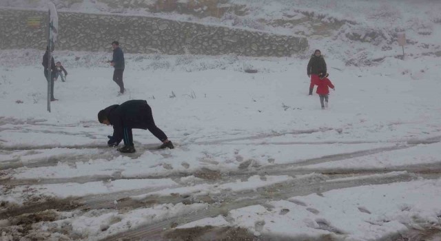 Hatayda kar yağışı etkili oldu