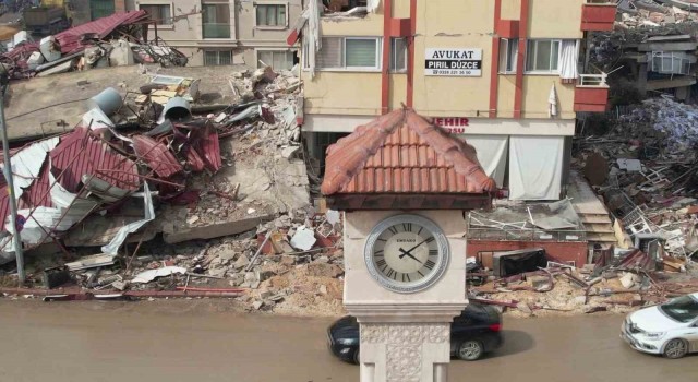 Hatayda zamanı durduran deprem
