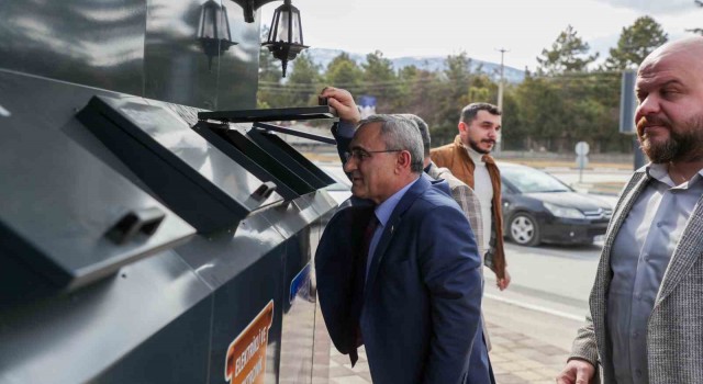 Hedef daha temiz bir Kütahya, şehrin 14 ayrı bölgesine Mobil Atık Getirme Merkezi yerleştirildi