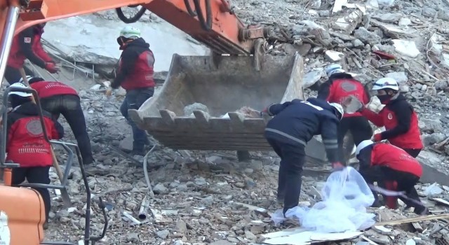 Hırsızların deprem fırsatçılığı pes dedirtti