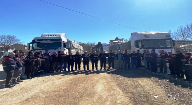 Hisarcıktan deprem bölgesine 2 tır yakacak odun gönderildi